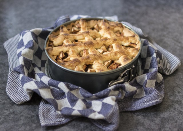 Aprenda a fazer uma deliciosa torta de ma!